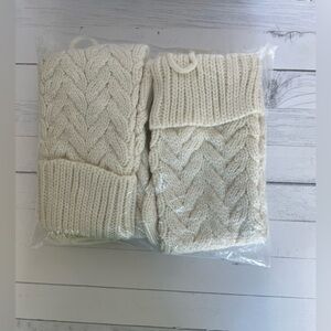 Four Christmas Stocking Knit  Ivory Super Cute!